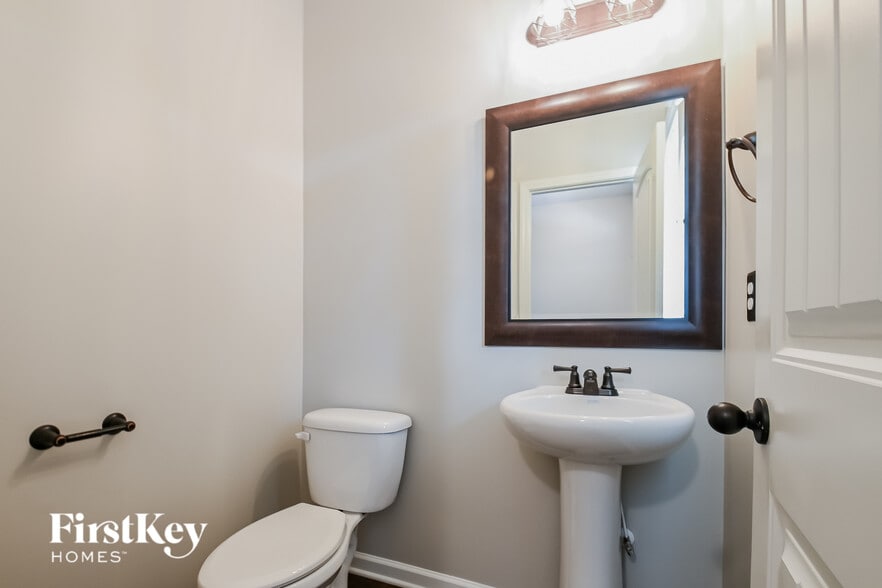 Building Photo - 78 W Lumber Ct