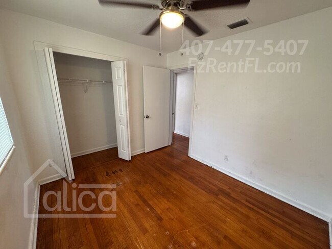 Building Photo - 2527 Blueberry Ln