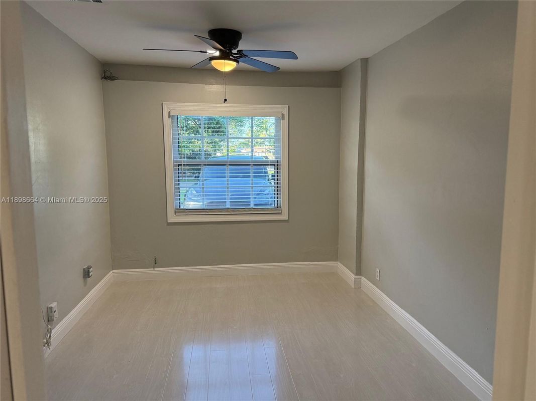 Building Photo - 1498 SW 47th Terrace