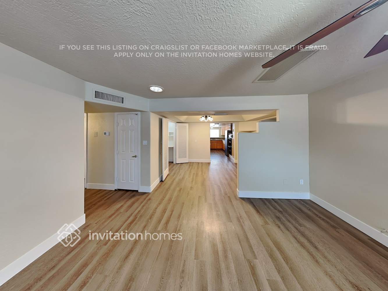 Building Photo - 2627 N 70th Pl