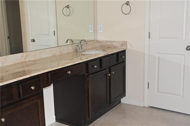Building Photo - 6186 Baltusrol Trce