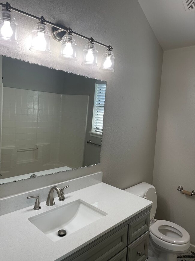 Building Photo - Water front 3 bedroom, 2 bath with a 2 car...