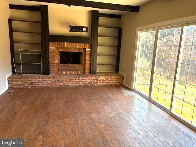 Building Photo - 1018 Willowleaf Way