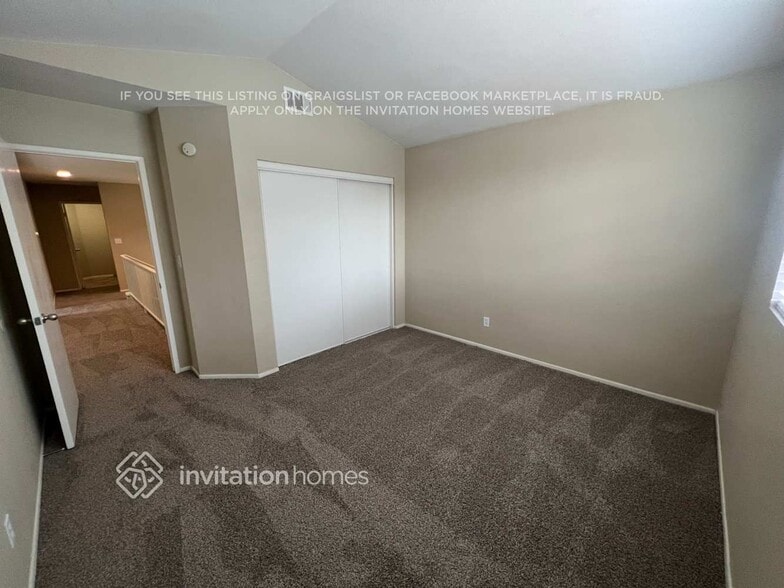 Building Photo - 5777 El Palomino Dr