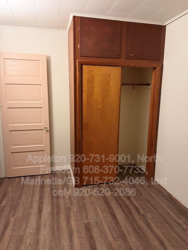 Building Photo - S7559 US-12