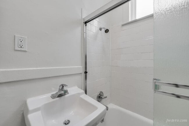 Building Photo - 849 Divisadero St