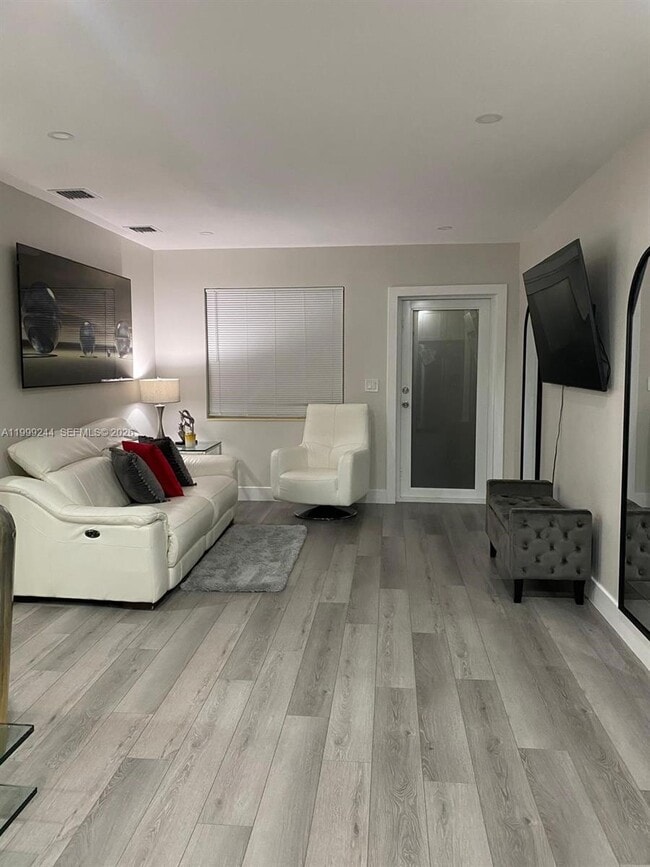 Building Photo - 434 Tamiami Blvd