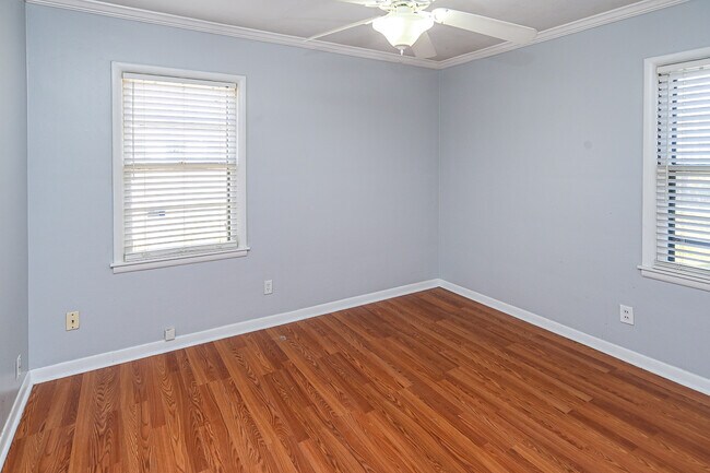 Building Photo - 1716 Pennylane SE