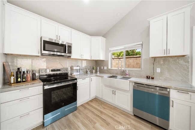 Building Photo - 177 Hargrove