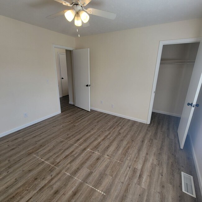 Building Photo - 1819 Stargazer Dr