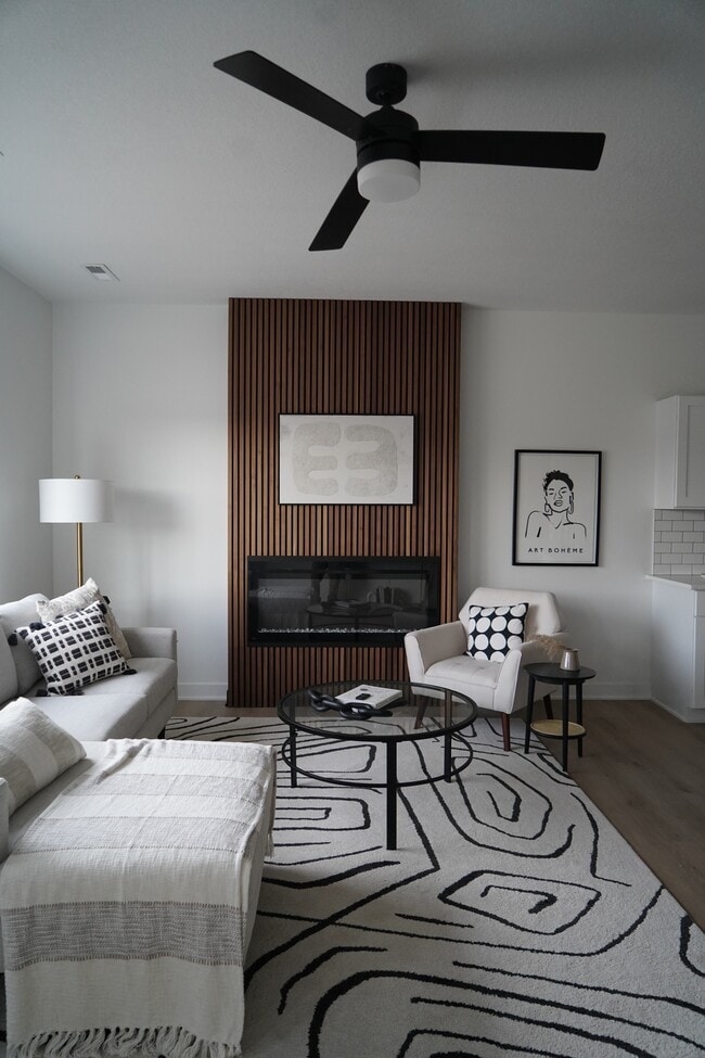 Building Photo - 2404 Westover Blvd