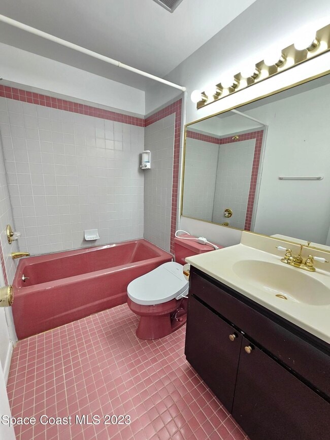 Building Photo - 8779 Cocoa Ct