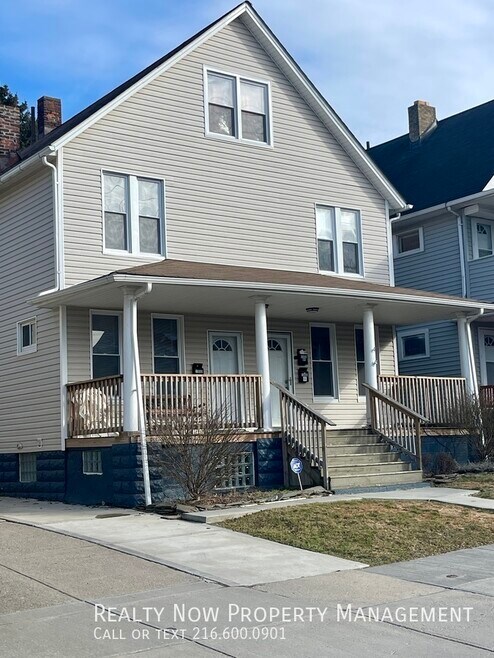 Building Photo - 1335 W 61st St