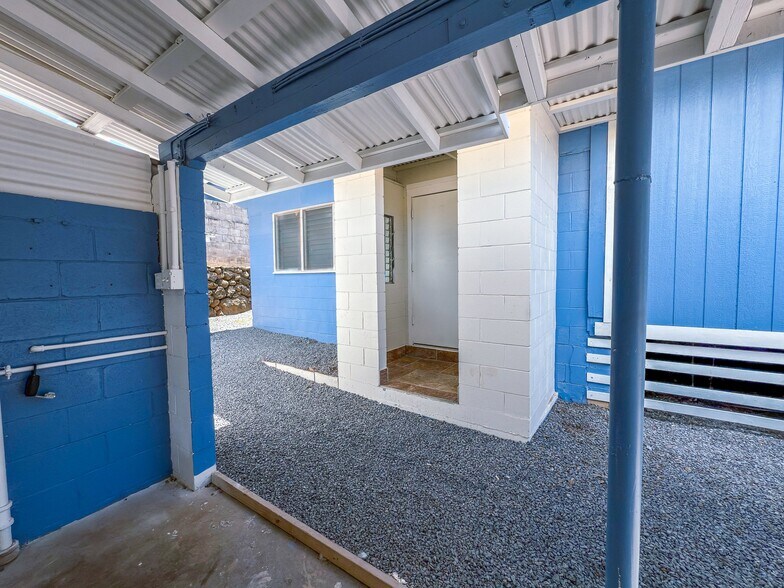 Building Photo - 219 Momi Pl
