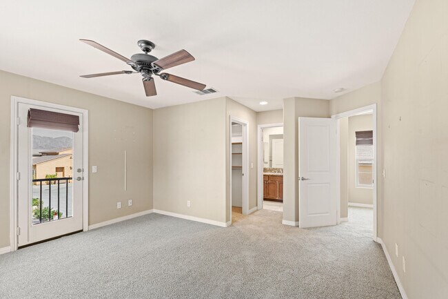 Building Photo - 52178 Rosewood Ln