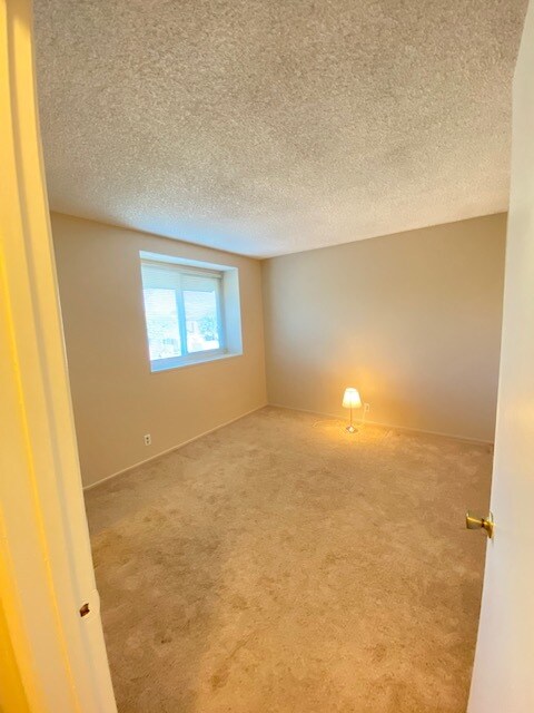 Building Photo - 8074 Woodland Dr