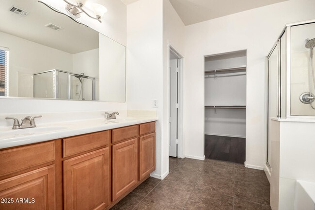 Building Photo - 7842 W Andrea Dr