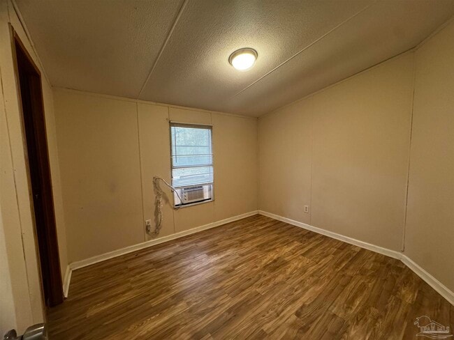 Building Photo - 4409 Gatewood Ln