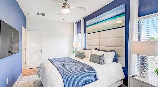 Building Photo - 8044 Gulfstream Ct