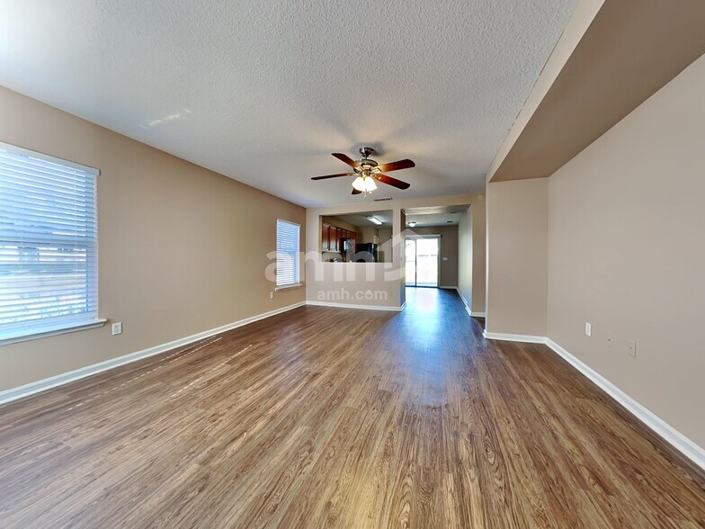 Building Photo - 12618 Wooded Bluff Ct