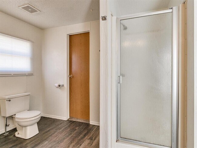 Building Photo - 7741 142nd St