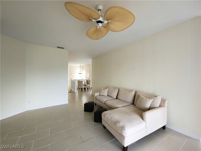 Building Photo - 2135 Arielle Dr