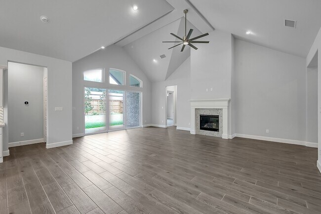 Building Photo - 8431 Willow Whisper Ln