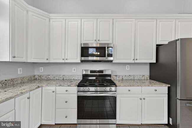 Building Photo - 2901 Mainstone Dr