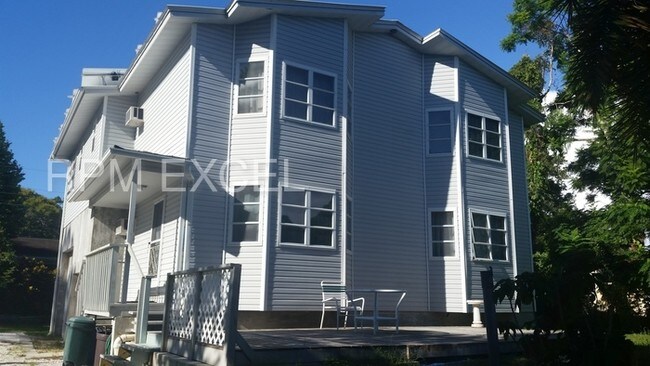 Primary Photo - Room for Rent in Sarasota