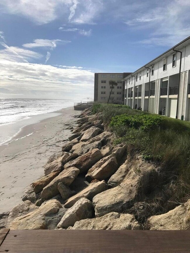 Building Photo - 199 Jimmy Buffett Mem Hwy