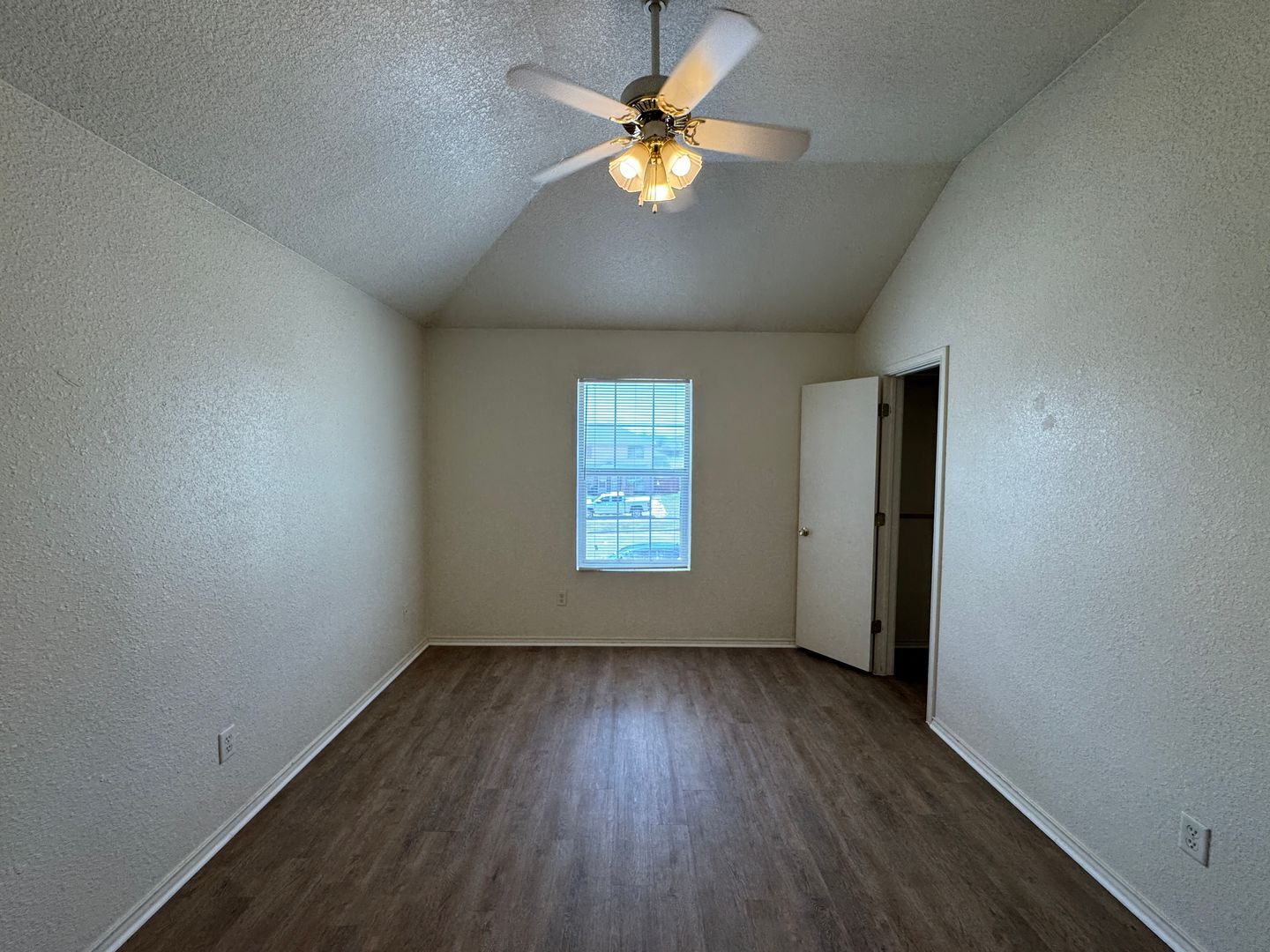 Building Photo - 4405 Abigail Dr