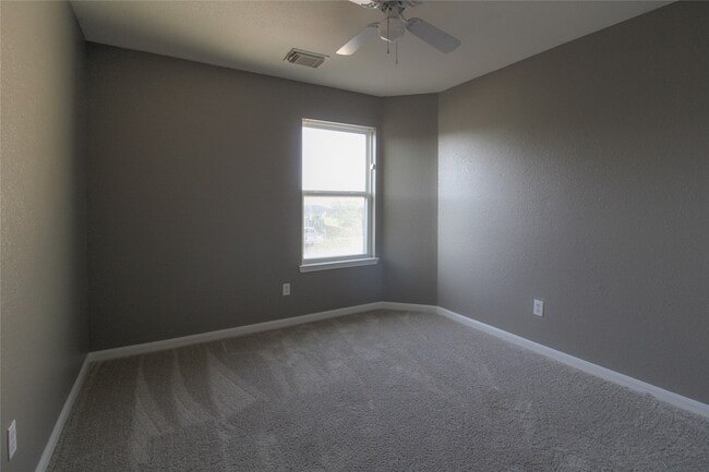 Building Photo - 11403 Sugar Bowl Dr