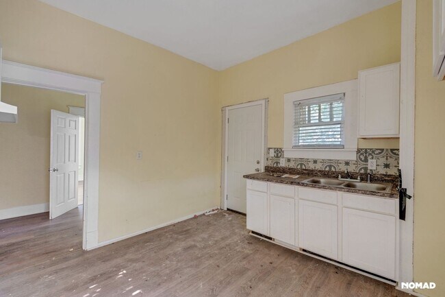 Building Photo - Charming 3BR House in Shreveport