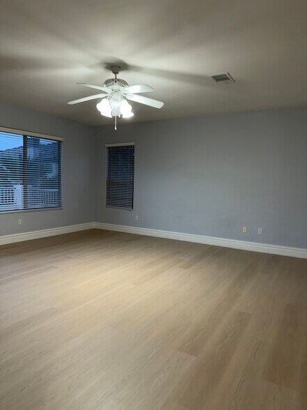 Building Photo - 39 Sully Creek Ct