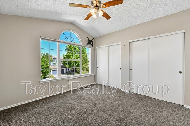 Building Photo - 8728 Starwood Ln