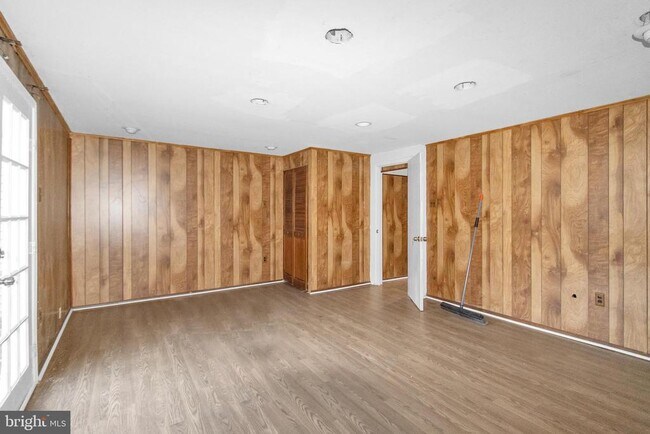 Building Photo - 4327 Rockport Ln