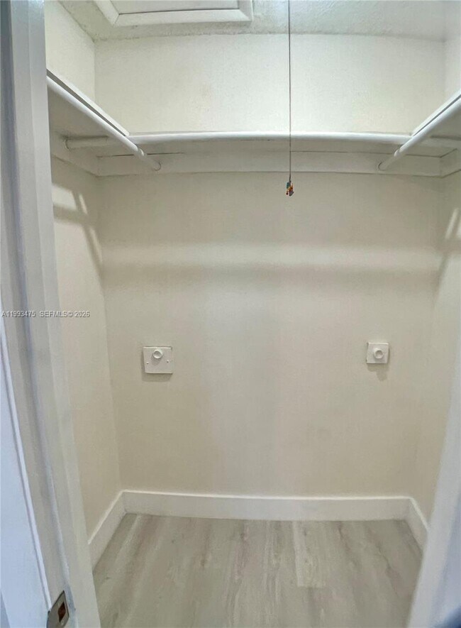 Building Photo - 6990 NW 17th St