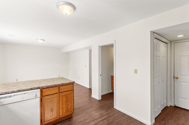 Building Photo - 4306-4308 Cheryl Ct.