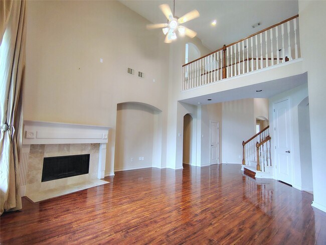Building Photo - 5606 Grandwood Ln