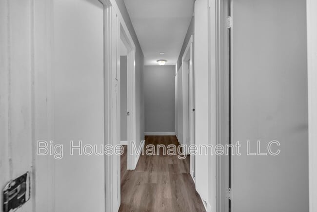 Building Photo - 3387 Ryon Ct