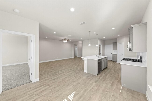 Building Photo - 14405 Antlia Dr