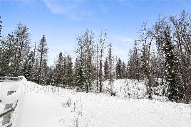 Building Photo - 2520 E Edgewood Dr