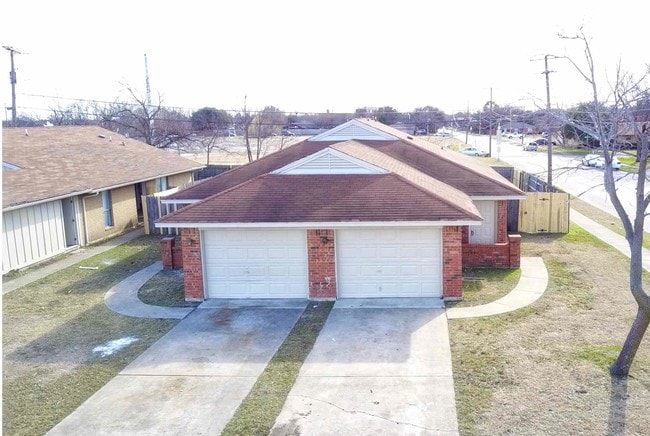 Primary Photo - Greenmound Duplexes