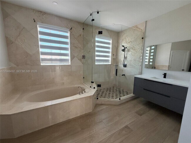 Building Photo - 3110 SW 147th Ct