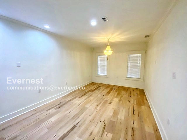 Building Photo - 3007 W San Carlos St