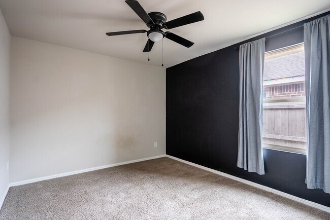 Building Photo - 7108 Buckwheat Rd