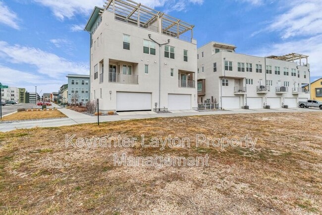 Building Photo - 5141 Rambutan Wy