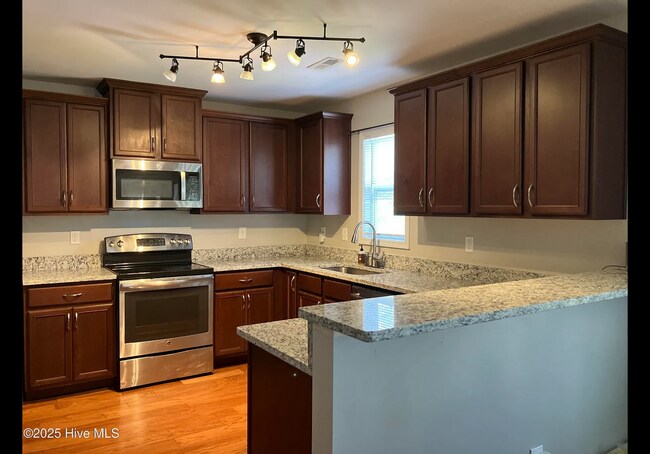 Building Photo - Slater Way