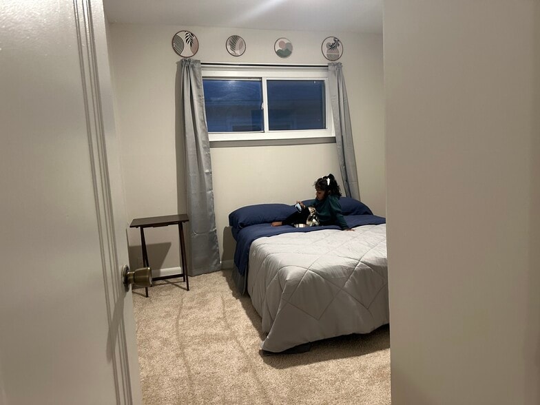 Building Photo - 32360 Carlisle Pky