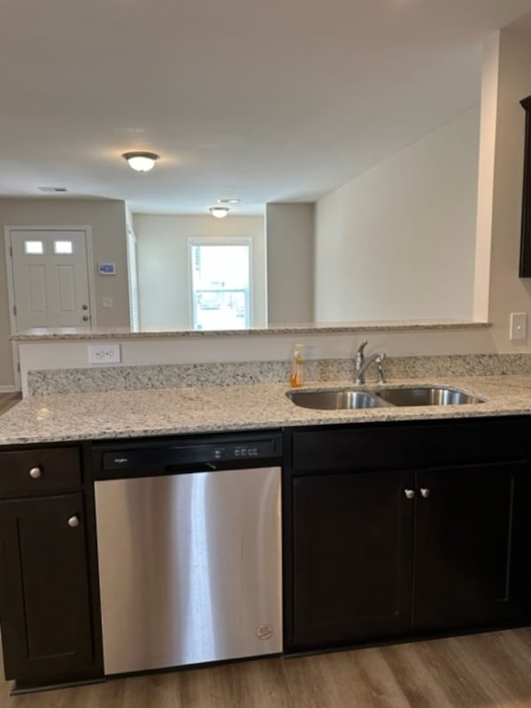 Building Photo - 208 Gum Swamp Trl